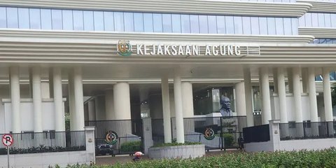 Ramai Rumah Jampidsus Febrie Digeledah, Kejagung Buka Suara Singgung Penjagaan Militer