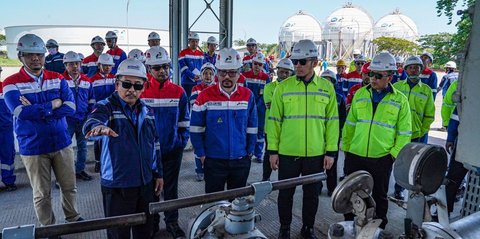 Pastikan Sarfas Prima Untuk Layanan Masyarakat, Dirut Pertamina Patra Niaga Cek Terminal LPG