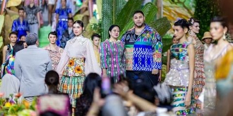 Puan Maharani Dukung Ekonomi Kreatif Lewat Peluncuran Lini Busana Wastra NusaNova