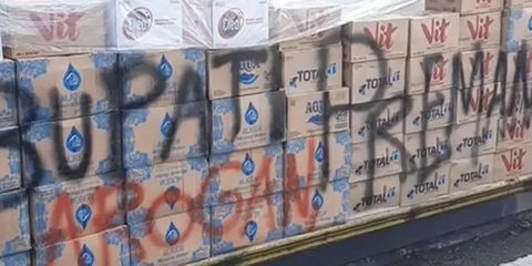 Duduk Perkara Warga Adu Mulut dengan Sekda Pati Buntut Kenaikan Pajak 250%, Donasi Disita Satpol PP
