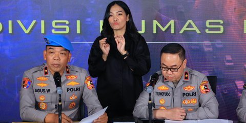 {{caption}}
