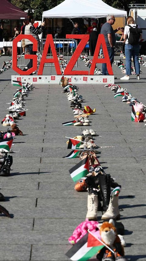 FOTO: Ratusan Pasang Sepatu untuk Warga Gaza