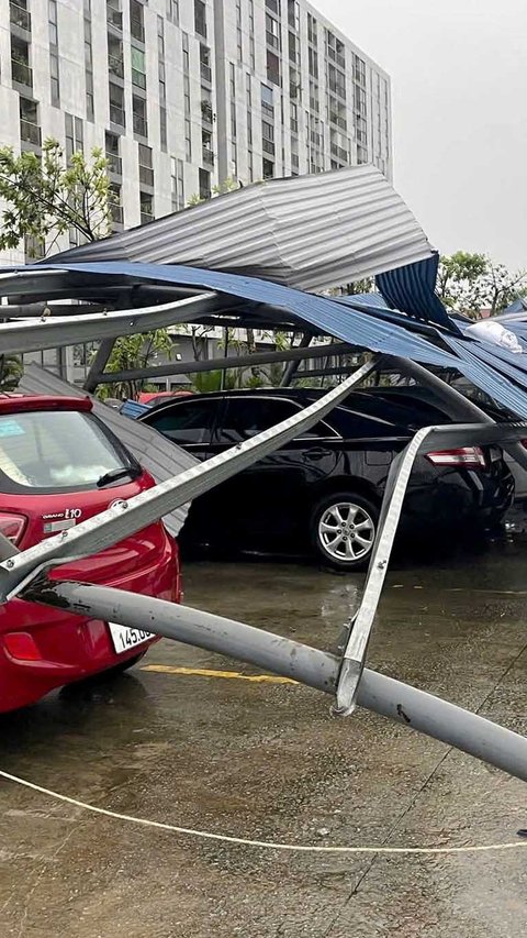 FOTO: Topan Bualoi Terjang Vietnam, 9 Tewas dan Puluhan Nelayan Hilang