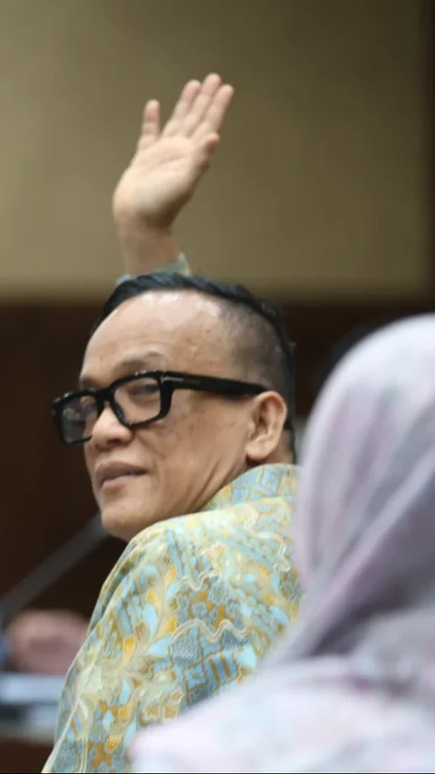 FOTO: Eks Wamenaker Noel Ebenezer Hadiri Sidang Perdana Kasus Pemerasan Sertifikat K3