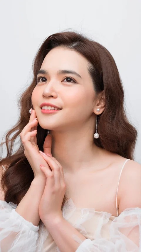 ‘New Year New Skin’ Bukan Sekadar Tren, Ini Panduan Reset Skincare yang Tepat