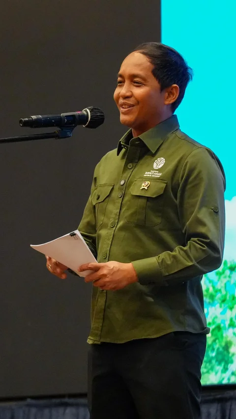 Menhut Teken SK Pencabutan 22 Izin Perusahaan Terkait Bencana Sumatra