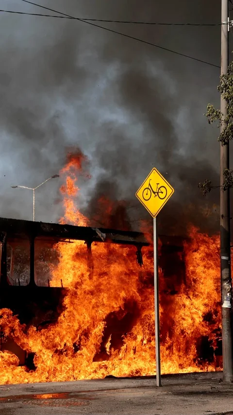 FOTO: Situasi Mencekam di Jalisco Pascakematian Pemimpin Kartel El Mencho