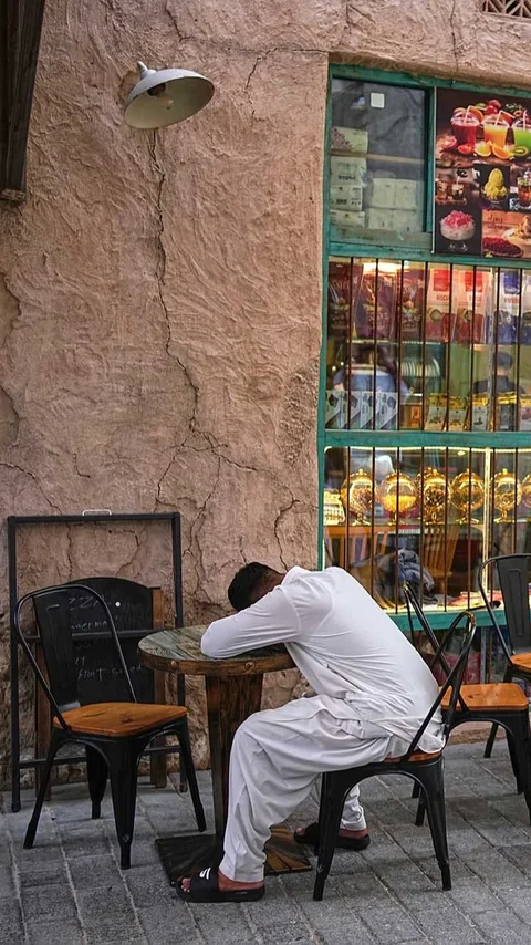 FOTO: Perang Iran AS dan Israel Picu Kerugian Pariwisata Timur Tengah Rp 10 Triliun Per Hari