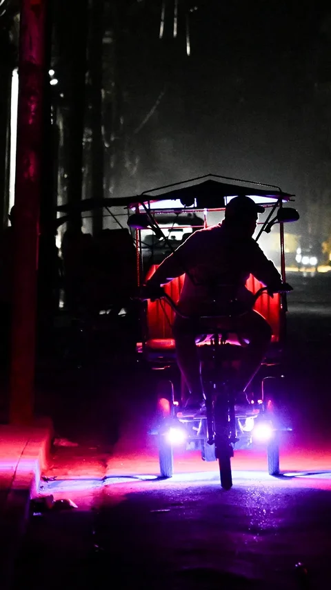 FOTO: Kuba Kembali Gelap Tanpa Listrik