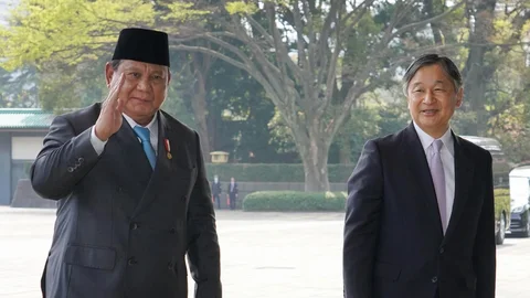 {{caption}}