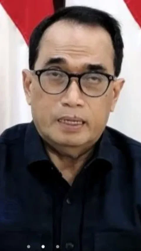 Tegaskan Tak Pernah Arahkan Tender, Eks Menhub Budi Karya Bantah Terlibat Korupsi Proyek Rel KA Medan–Binjai