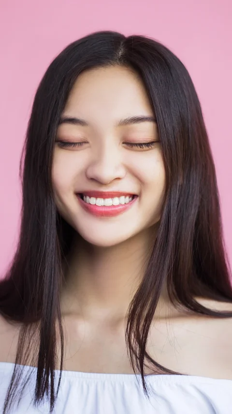 Masih Bingung Pilih Lip Tint atau Lip Cream? Ini Bedanya yang Perlu Kamu Tahu