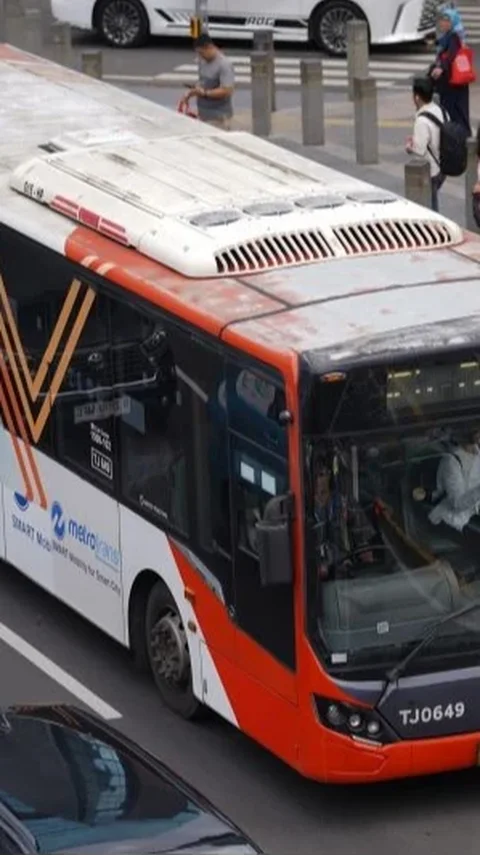 Bus Transjakarta Tabrak Sepeda Motor di Jakut, Pengendara Luka dan Penumpang Tewas di Tempat