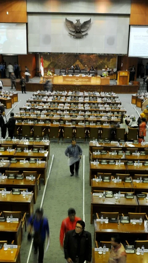 DPR Sahkan RUU PPRT Besok, Menaker Tegaskan Hak Asasi Pekerja Rumah Tangga