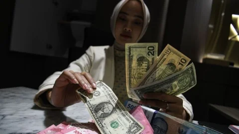 Gubernur BI Optimis Nilai Tukar Rupiah Menguat
