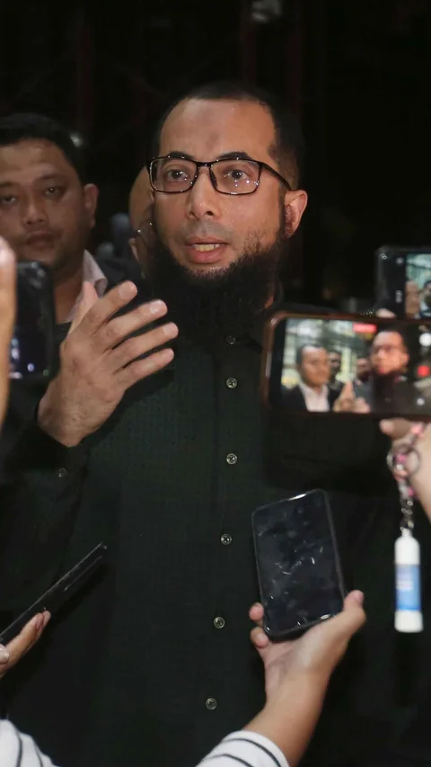 FOTO: Khalid Basalamah Diperiksa Sebagai Saksi Dugaan Korupsi Kuota Haji Tambahan