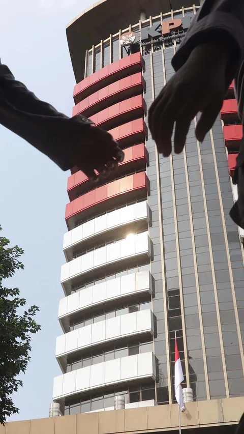 KPK Desak Pemerintah dan DPR Percepat Pembahasan RUU Pembatasan Uang Kartal buat Tekan Politik Uang