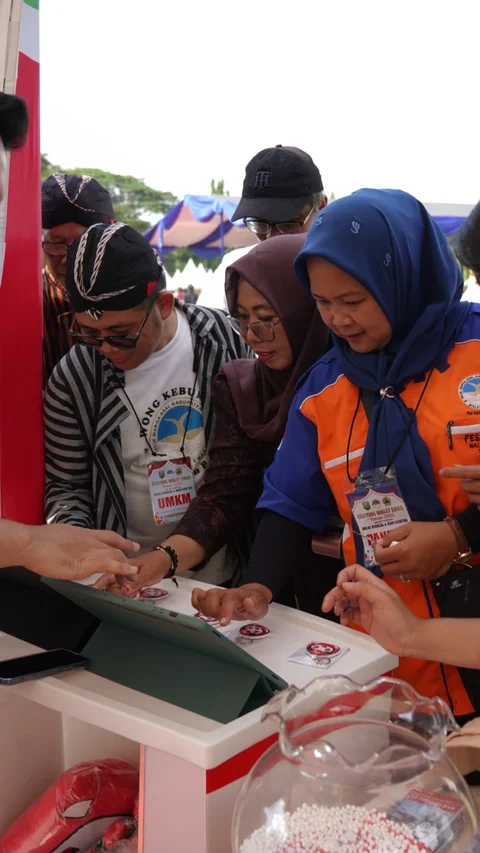 FOTO: LRT Jabodebek Dukung Transportasi Publik di Festival IWE 2026