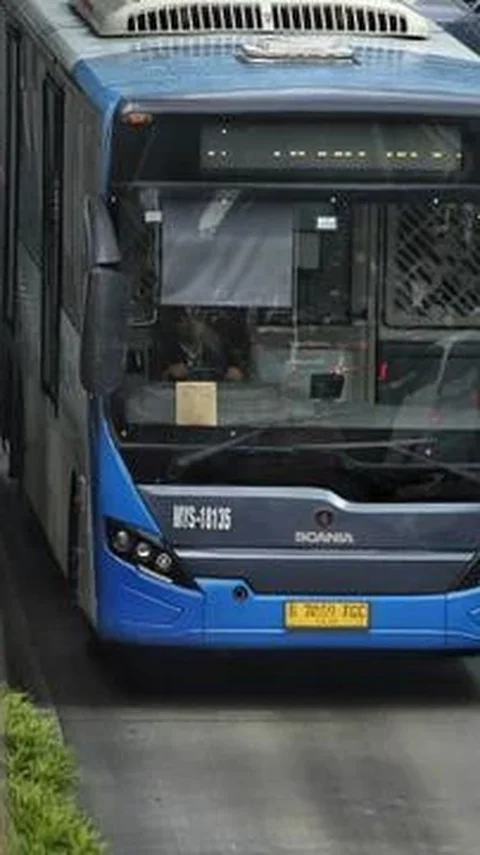 Halte Transjakarta Kebon Sirih Arah Blok M Ditutup Sementara 15-18 Mei