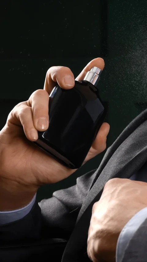 Biar Personal Branding Makin Maksimal, Ini Cara Memilih Aroma Parfum Sesuai Karakter