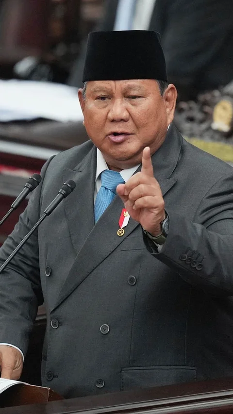 Prabowo Sindir Anggota TNI-Polri Jadi Beking Pejabat Korup, Minta Masyarakat Rekam dan Laporkan