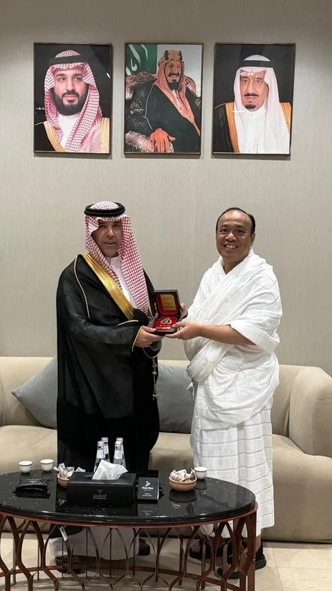 FOTO: Wakapolri Perkuat Koordinasi Pengamanan Haji di Arab Saudi