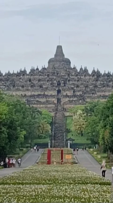 Wisata di Candi Borobudur saat Waisak Tetap Dibuka hingga Pukul 14.00 WIB