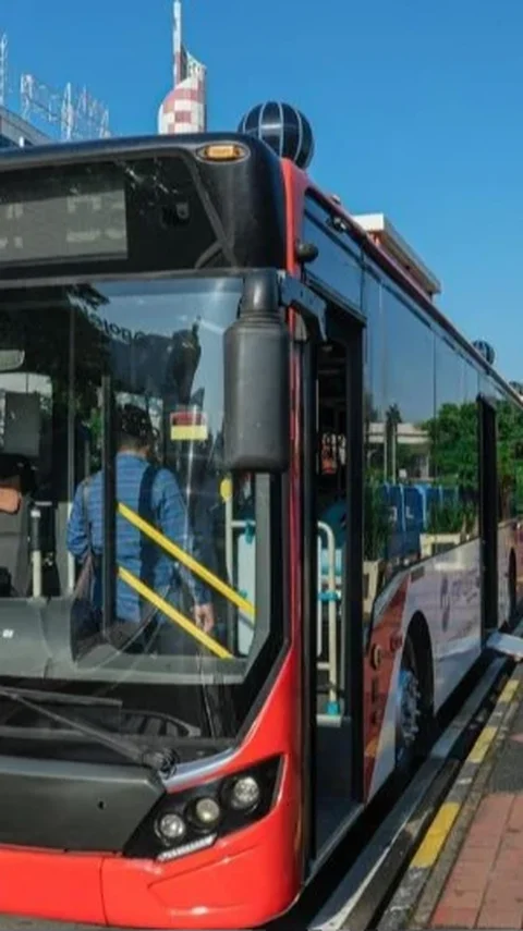 Transjakarta Sesuaikan Jam Operasional saat Iduladha, Layanan Mulai Pukul 09.00 WIB