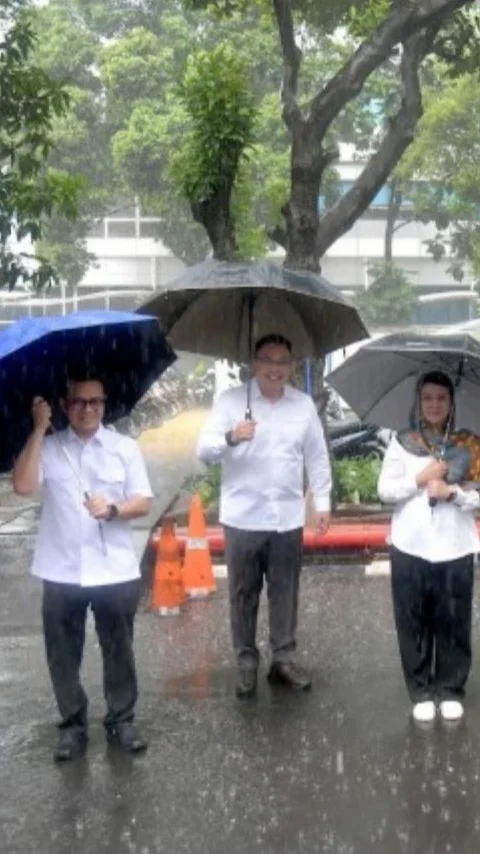 Kemkomdigi Salurkan Daging Kurban buat 1.751 Mustahik, Wamen Nezar Patria Tekankan integritas dan Kedisiplinan