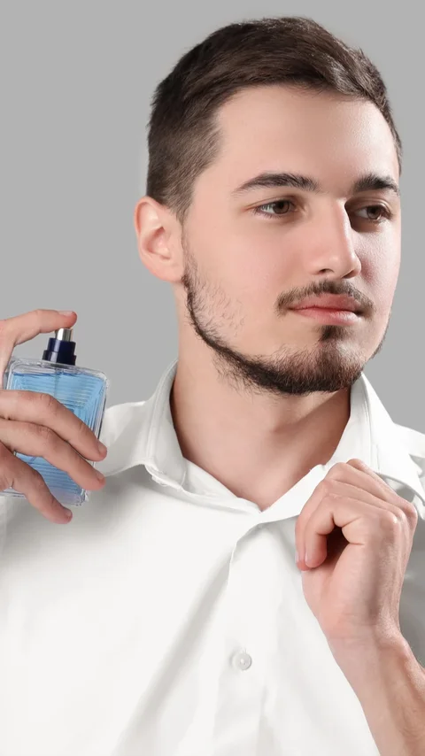 Jangan Asal Semprot! Ini 5 Tips Praktis Pakai Parfum Supaya Wanginya Awet Seharian