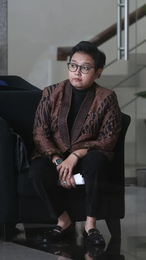 FOTO: Plt Bupati Cilacap Diperiksa KPK Sebagai Saksi Dugaan Pemerasan THR