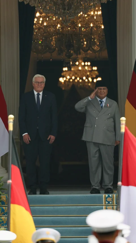 Prabowo Sambut Kedatangan Presiden Jerman Steinmeier dengan Upacara Kenegaraan dan 120 Pasukan Berkuda