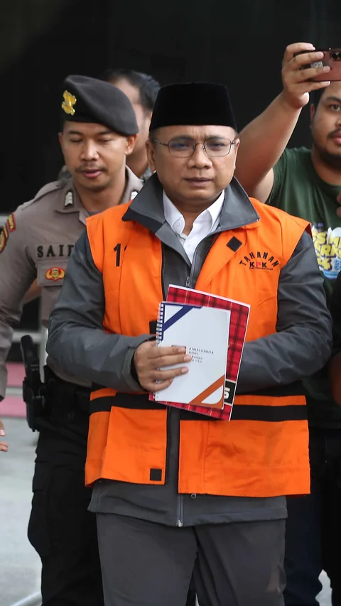 FOTO: Pemeriksaan Yaqut Terkait Dugaan Korupsi Kuota Haji Berlanjut