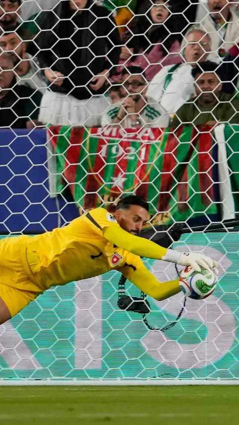 FOTO: Yordania Tersingkir Setelah Takluk  1-2 dari Aljazair