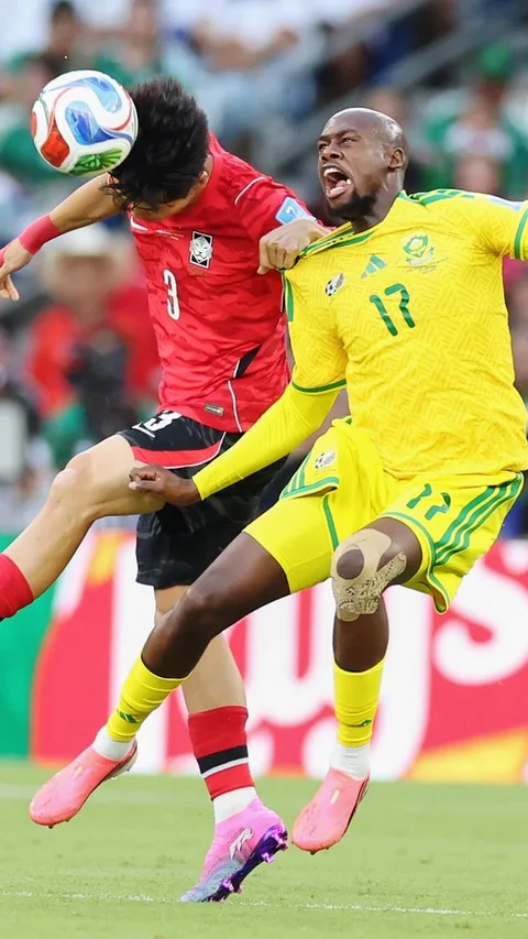 FOTO: Afrika Selatan Cetak Sejarah Lolos ke 32 Besar Piala Dunia