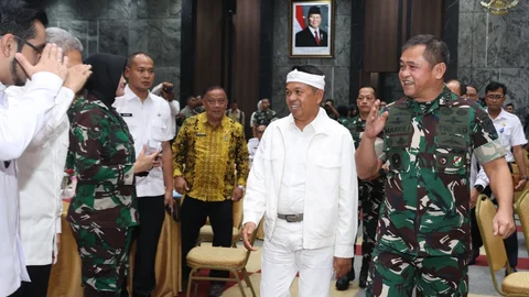 {{caption}}