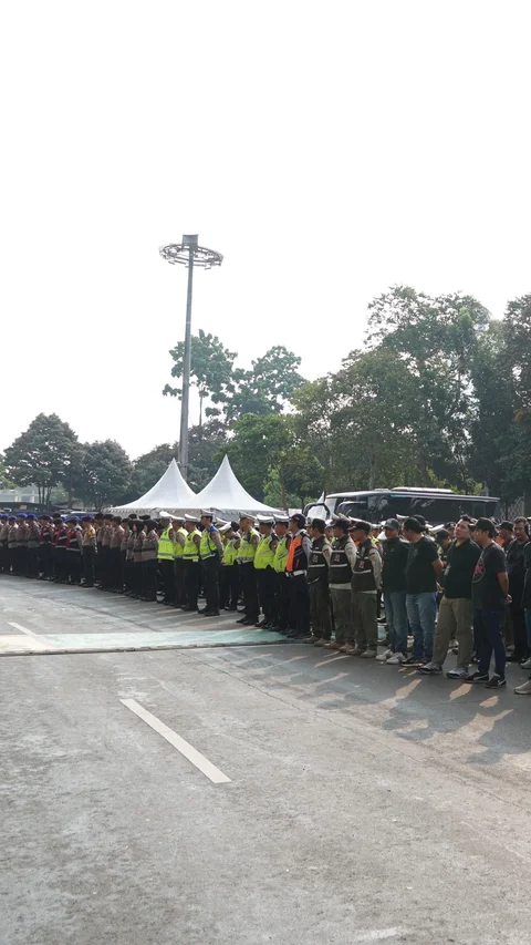 1.400 Personel Gabungan Amankan Laga Indonesia vs Oman di GBK, Suporter Dilarang Bawa Flare dan Petasan