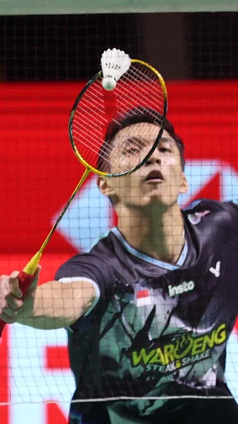FOTO: Jonatan Christie Gagal Raih Gelar Indonesia Open 2026