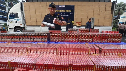 {{caption}}