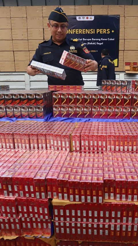 FOTO: Bea Cukai Gagalkan Peredaran  8,9 Juta Batang Rokok Ilegal