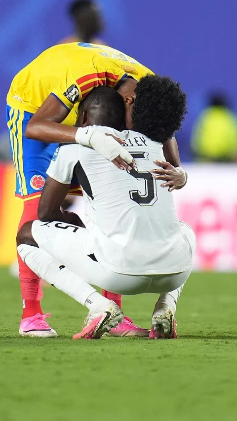 FOTO: Kolombia Menang Tipis dan Lolos ke Babak 16 Besar