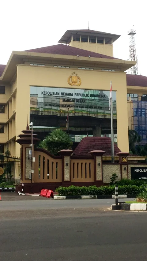 Cerita Empat Anggota Polri Gugur Saat Bertugas