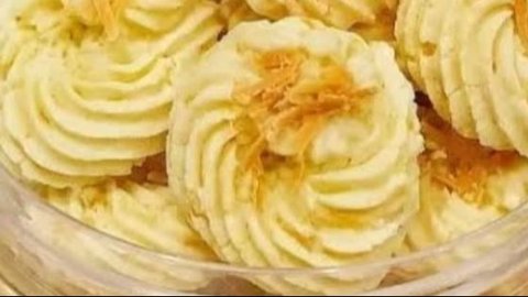 3 Resep dan Tips Membuat Kue Sagu yang Lumer di Mulut, Simpel dan Cantik untuk Lebaran