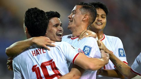 FOTO: Momen Timnas Indonesia Bantai Vietnam 3-0 dan Akhiri Kutukan 20 Tahun di Stadion Hanoi