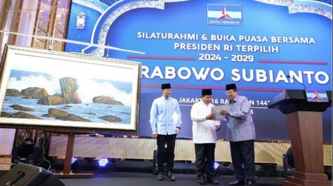 VIDEO: Janji Prabowo Bikin SBY Terharu, Hadiah Lukisan Akan Dipajang di Istana Presiden IKN