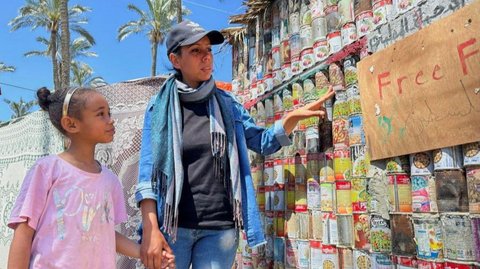 FOTO: Di Tengah Gempuran Israel, Warga Palestina di Jalur Gaza Inovatif Bikin Rumah Kaleng Bekas Makanan