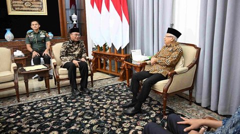 {{caption}}