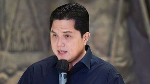 Tak Tanggung-tanggung Erick Thohir Ketemu Legenda MU & Real Madrid Bicara Sepak Bola Indonesia