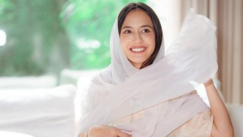 Sering Dikira Mualaf, Sederet Artis Ini Sudah Beragama Islam Sejak Lahir