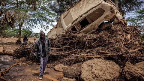 FOTO: Horornya Banjir Bandang Maut Terjang Kenya, 45 Orang Tewas